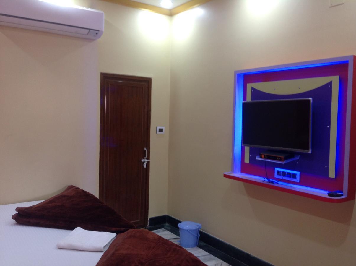 Balaji Palace Varanasi Exterior photo
