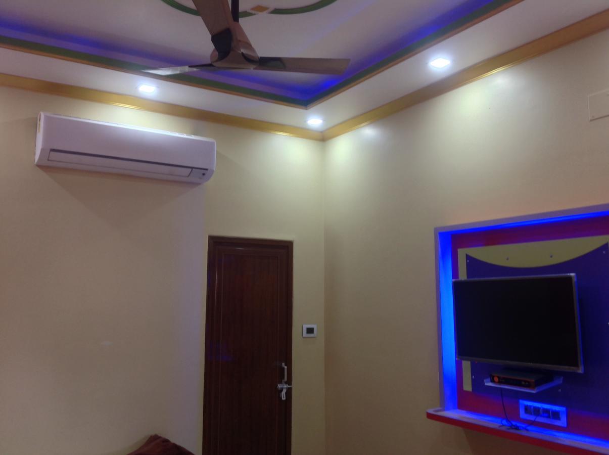 Balaji Palace Varanasi Exterior photo