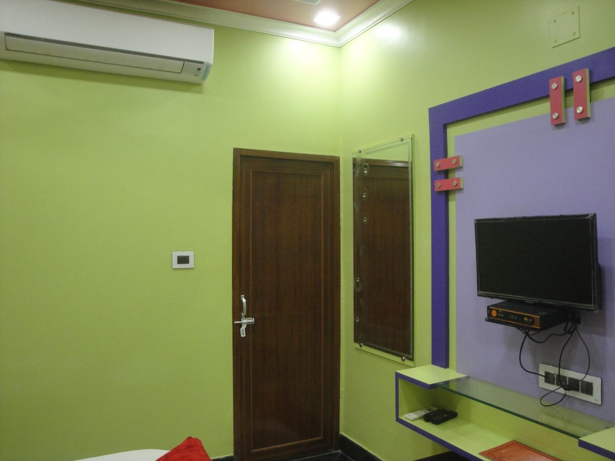 Balaji Palace Varanasi Exterior photo